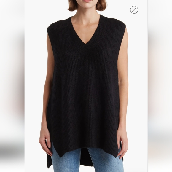 Vince Camuto Jackets & Blazers - Shaker Stitch Sweater Vest